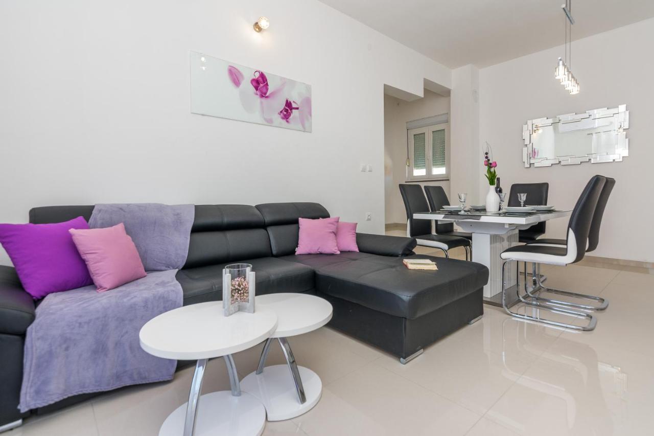 Apartments Marko Sukošan Kültér fotó
