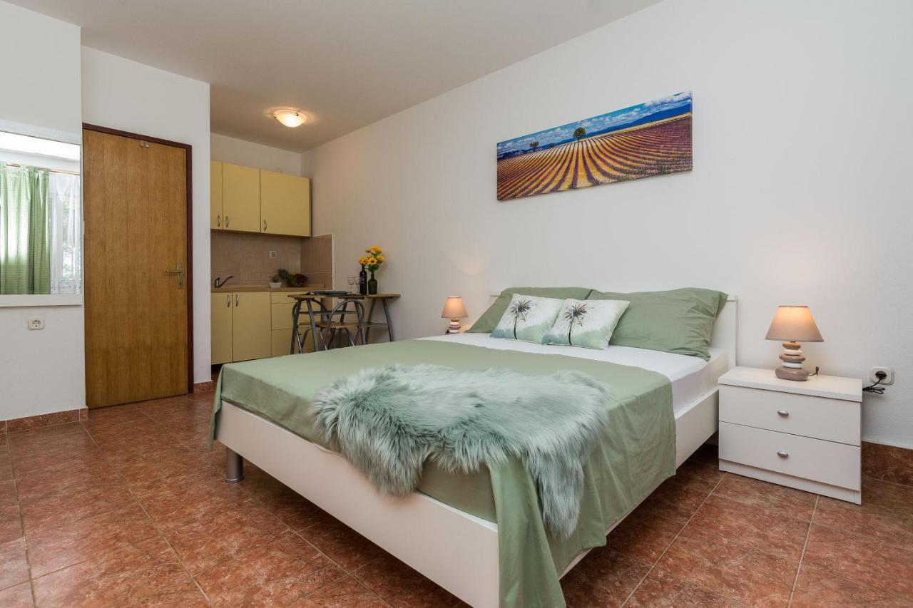 Apartments Marko Sukošan Kültér fotó